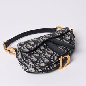 Very Good Condition Christian Dior Saddle Mini Bag Handbag M0456CTZQ Oblique Navy Used 4a001000