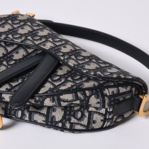 Very Good Condition Christian Dior Saddle Mini Bag Handbag M0456CTZQ Oblique Navy Used 4a001000