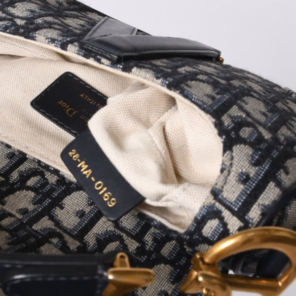 Very Good Condition Christian Dior Saddle Mini Bag Handbag M0456CTZQ Oblique Navy Used 4a001000