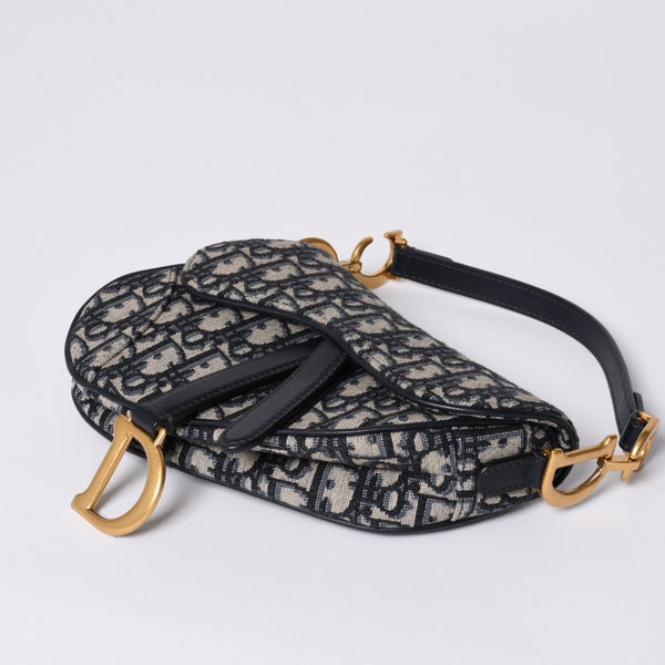 Very Good Condition Christian Dior Saddle Mini Bag Handbag M0456CTZQ Oblique Navy Used 4a000999