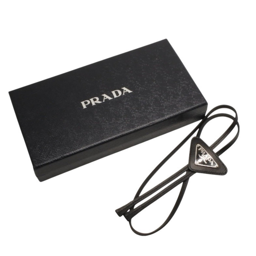 新品未使用 PRADA プラダ ネクタイ ボロタイ サフィアーノ レザー 牛革 ロゴ トライアングルロゴ 2IC027 ブラック 黒 中古 4a001054