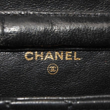 画像をギャラリービューアに読み込む, 極美品 CHANEL シャネル マイクロマトラッセ チェーンショルダーバッグ 1番台 ココマーク ラムスキン ブラック ゴールド金具 中古 4a000935