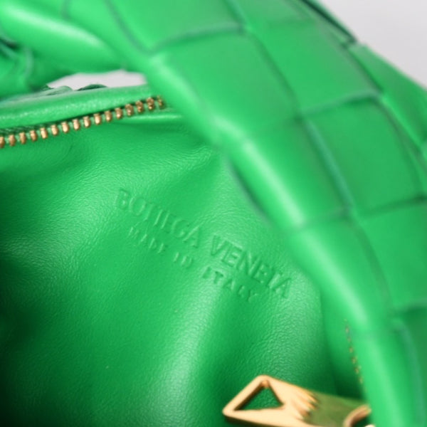 新品同様 BOTTEGAVENETA ボッテガヴェネタ ミニ ジョディ ハンドバッグ パラキート グリーン ラムレザー カーフレザー 中古 4a001222