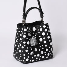画像をギャラリービューアに読み込む, 新品同様 LOUIS VUITTON ルイヴィトン ネオノエMM 2WAYバッグ M21753 モノグラム アンプラント ブラック ホワイト 草間彌生 中古 4a001028