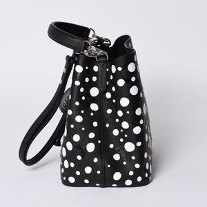 新品同様 LOUIS VUITTON ルイヴィトン ネオノエMM 2WAYバッグ M21753 モノグラム アンプラント ブラック ホワイト 草間彌生 中古 4a001028