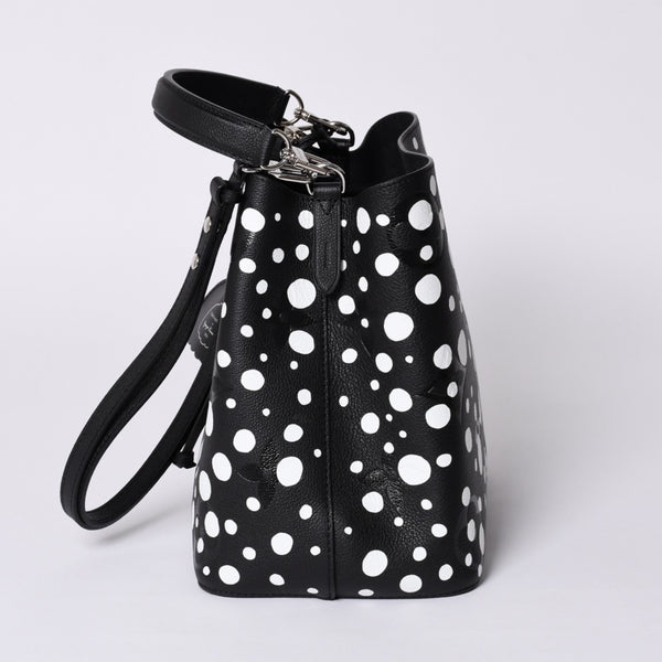 新品同様 LOUIS VUITTON ルイヴィトン ネオノエMM 2WAYバッグ M21753 モノグラム アンプラント ブラック ホワイト 草間彌生 中古 4a001028