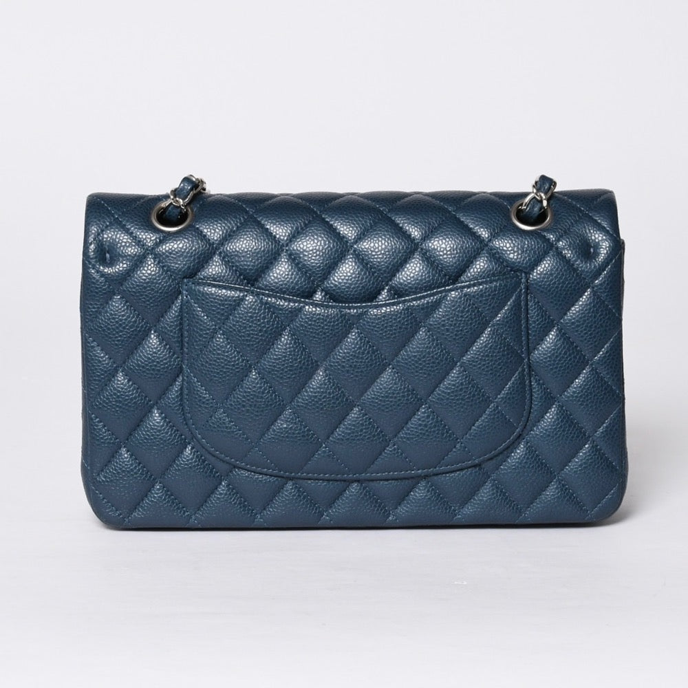極美品 CHANEL シャネル マトラッセ25 Wフラップ Wチェーンショルダーバッグ AO1112 グリーン系 20番台 キャビアスキン シルバー金具 中古 4a001061