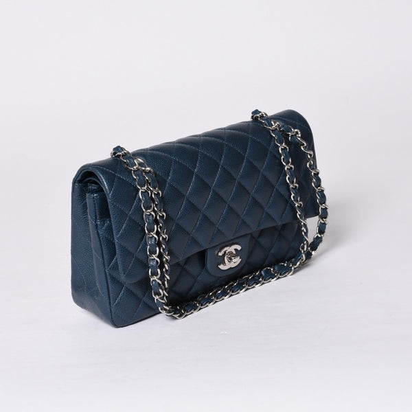 Very good condition CHANEL Chanel Matelasse 25 W flap W chain shoulder bag AO1112 Green series 20s Caviar skin Silver hardware Used 4a001061