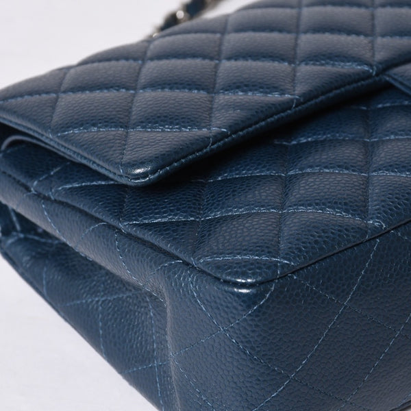 Very good condition CHANEL Chanel Matelasse 25 W flap W chain shoulder bag AO1112 Green series 20s Caviar skin Silver hardware Used 4a001061