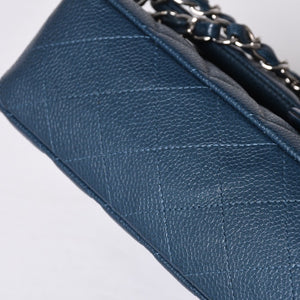 Very good condition CHANEL Chanel Matelasse 25 W flap W chain shoulder bag AO1112 Green series 20s Caviar skin Silver hardware Used 4a001061