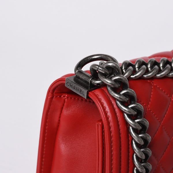 極美品 CHANEL シャネル ボーイシャネル ショルダーバッグ ラムスキン 20番台 レッド シルバー金具 中古 4a000911