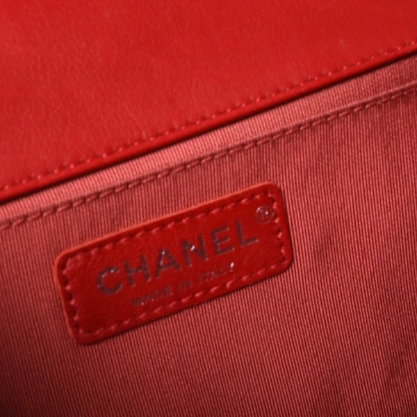 極美品 CHANEL シャネル ボーイシャネル ショルダーバッグ ラムスキン 20番台 レッド シルバー金具 中古 4a000911