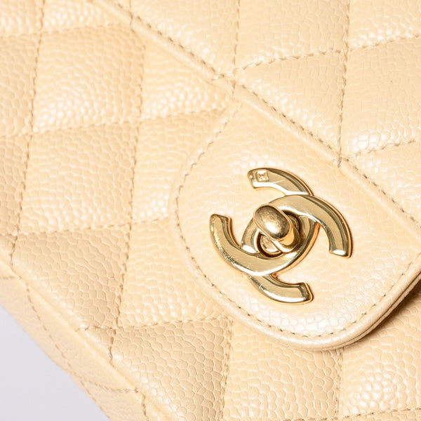極美品 CHANEL シャネル マトラッセ25 Wフラップ Wチェーンショルダーバッグ 9番台 キャビアスキン ベージュ ゴールド金具 中古 4a001062