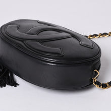 画像をギャラリービューアに読み込む, CHANEL シャネル チェーンショルダーバッグ 1番台 ココマークパッチ ラムスキン フリンジ ブラック ゴールド金具 美品 中古 4a000933