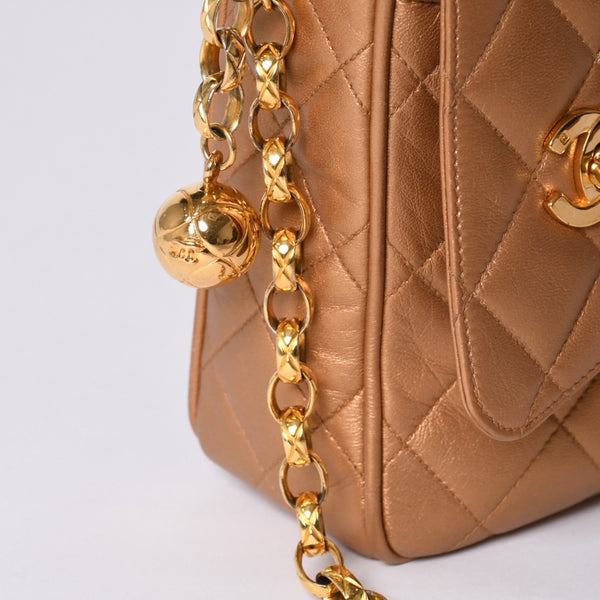 Very Good Condition CHANEL Chain Shoulder Bag No. 2 Coco Mark Coco Ball Lambskin Quilted Bronze Gold Hardware Used 4a000914