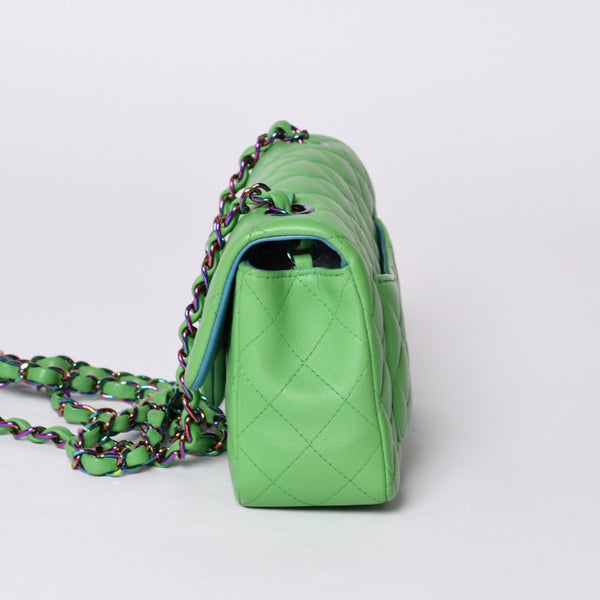 Very Good Condition CHANEL Mini Matelasse 20 S Flap S Chain Shoulder Bag No. 31 Coco Mark Lambskin Green Used 4a001225