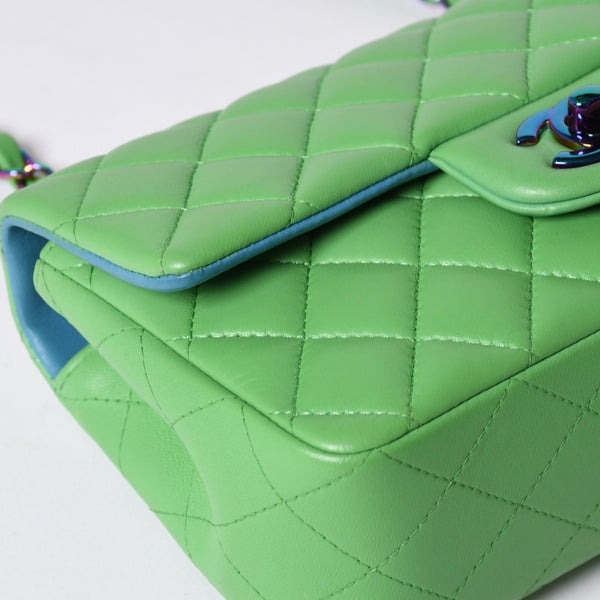 Very Good Condition CHANEL Mini Matelasse 20 S Flap S Chain Shoulder Bag No. 31 Coco Mark Lambskin Green Used 4a001225