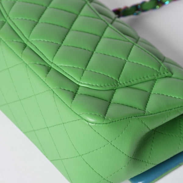 Very Good Condition CHANEL Mini Matelasse 20 S Flap S Chain Shoulder Bag No. 31 Coco Mark Lambskin Green Used 4a001225