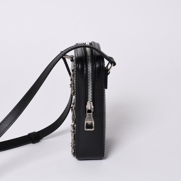 Very good condition LOUIS VUITTON Danube Messenger shoulder bag M53975 Black Silver hardware Used 4a000904
