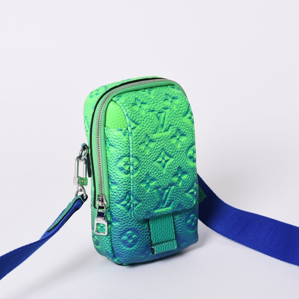 Very Good Condition LOUIS VUITTON Taurillon Illusion Double Phone Pouch Shoulder Bag M81223 Green Used 4a000758