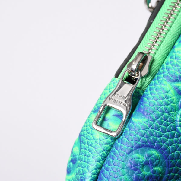 Very Good Condition LOUIS VUITTON Taurillon Illusion Double Phone Pouch Shoulder Bag M81223 Green Used 4a000758