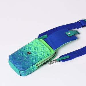 Very Good Condition LOUIS VUITTON Taurillon Illusion Double Phone Pouch Shoulder Bag M81223 Green Used 4a000758