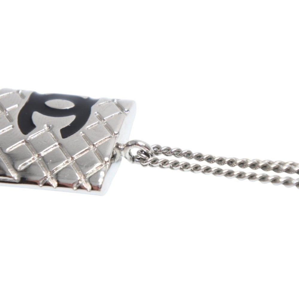 Very good condition CHANEL CANBON Cambon line necklace Weight approx. 11.27g 05C stamp Total length approx. 42cm Metal Silver Used 4a000659
