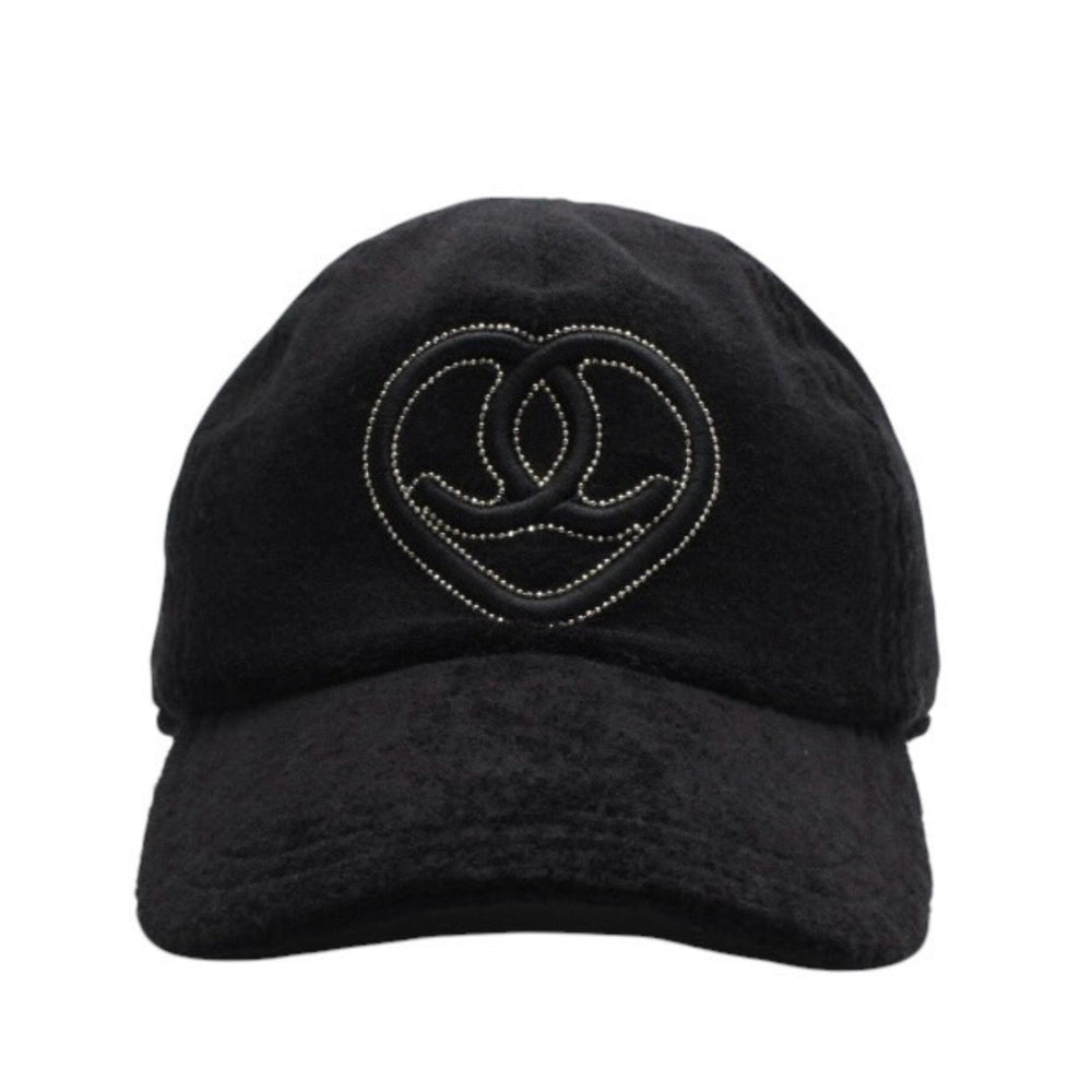 Very Good Condition CHANEL Heart Here Mark Pile Cap Size M Black Ian Connor Ian Connor Black Used 4a001053