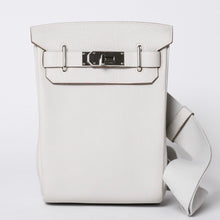 画像をギャラリービューアに読み込む, 新品同様 エルメス HERMES ケリーアッカドPM B刻印 ワンショルダーバッグ ホワイト系 シルバー金具 中古 4a001434