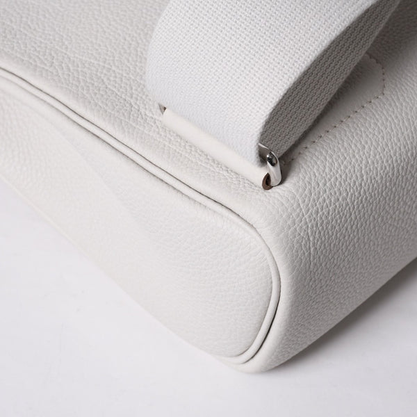 Like new Hermes Kelly Akkad PM B engraved one shoulder bag White silver hardware Used 4a001434