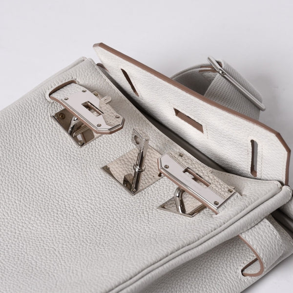 Like new Hermes Kelly Akkad PM B engraved one shoulder bag White silver hardware Used 4a001434