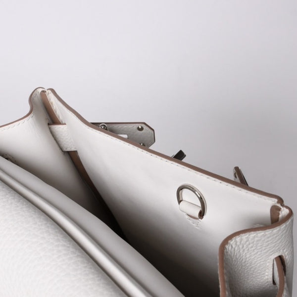 Like new Hermes Kelly Akkad PM B engraved one shoulder bag White silver hardware Used 4a001434