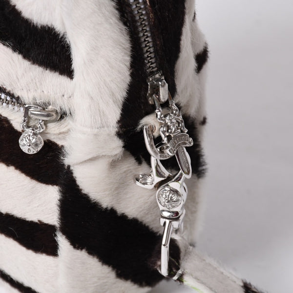 極美品 CHROME HEARTS クロムハーツ TAKA MINI ショルダーバッグ セメタリー クロスパッチ ハラコ ゼブラ グリーン 中古 4a001431