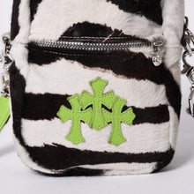 画像をギャラリービューアに読み込む, 極美品 CHROME HEARTS クロムハーツ TAKA MINI ショルダーバッグ セメタリー クロスパッチ ハラコ ゼブラ グリーン 中古 4a001431