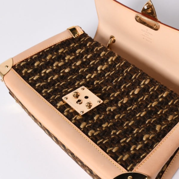 Very Good LOUIS VUITTON Monogram Tweedy Shoulder Bag M92820 World Limited 1000 Pieces Brown Gold Hardware Used 4a001145
