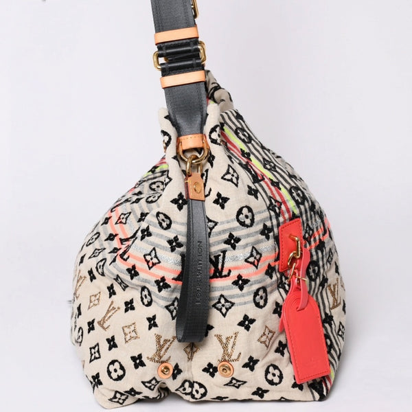 Very good condition LOUIS VUITTON Scrunchie Bohemian Shoulder Bag M40359 Monogram Canvas Beige Multicolor Used 4a001163