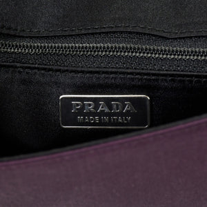 極美品 PRADA プラダ ワンショルダーバッグ トライアングルロゴ B10869 サテン パープル シルバー金具 中古 4a000143