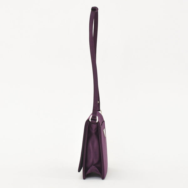 極美品 PRADA プラダ ワンショルダーバッグ トライアングルロゴ B10869 サテン パープル シルバー金具 中古 4a000143