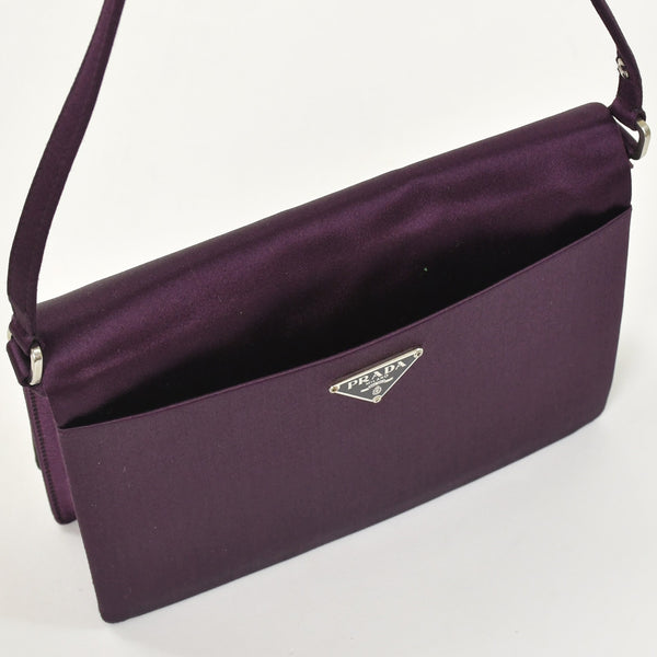極美品 PRADA プラダ ワンショルダーバッグ トライアングルロゴ B10869 サテン パープル シルバー金具 中古 4a000143