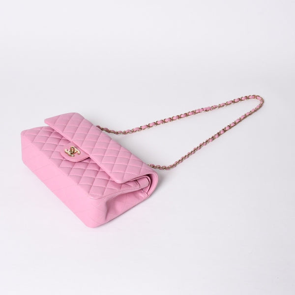 Like new CHANEL Chanel Matelasse 25 W flap W chain shoulder bag A01112 Random number here mark caviar skin used 4a001174