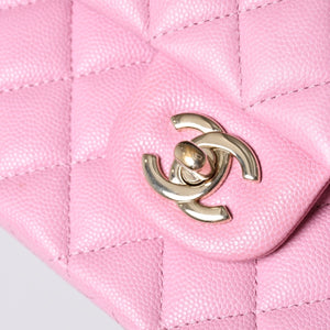 Like new CHANEL Chanel Matelasse 25 W flap W chain shoulder bag A01112 Random number here mark caviar skin used 4a001174