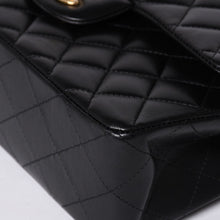 画像をギャラリービューアに読み込む, 新品同様 CHANEL シャネル マトラッセ23 Wフラップ Wチェーンショルダーバッグ 22番台 ココマーク ラムスキン ブラック 中古 4a001171
