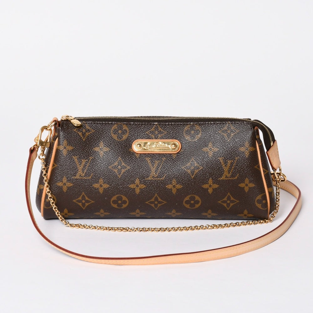 Like new LOUIS VUITTON Pochette Eva Monogram M95567 Brown Gold hardware Used 4a001176