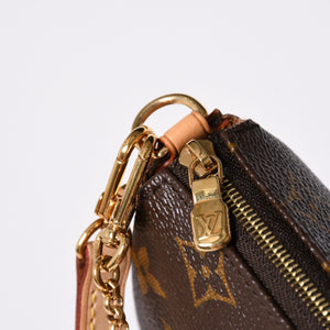 Like new LOUIS VUITTON Pochette Eva Monogram M95567 Brown Gold hardware Used 4a001176