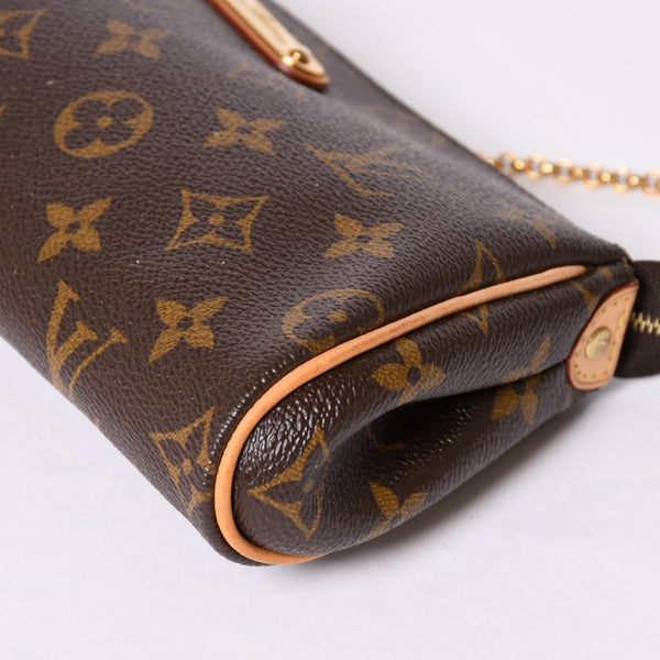Like new LOUIS VUITTON Pochette Eva Monogram M95567 Brown Gold hardware Used 4a001176