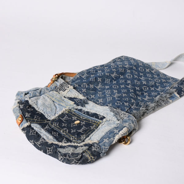 LOUIS VUITTON Patchwork Posty Messenger Bag M95374 Monogram Denim Blue Good Condition Used 4a001183