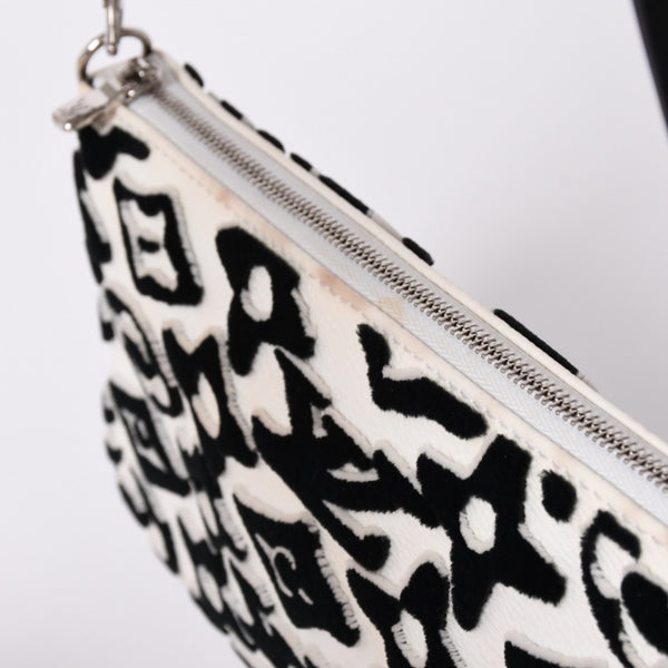 LOUIS VUITTON Pochette Accessory Pouch M45565 Monogram Taffetage Good Condition Used 4a001332