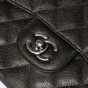 新品未使用 CHANEL シャネル デカマトラッセ30 Wフラップ Wチェーンショルダーバッグ A58600 24番台 ココマーク キャビアスキン 中古 4a001274