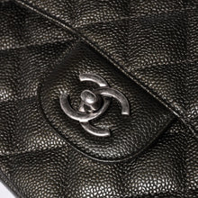 画像をギャラリービューアに読み込む, 新品未使用 CHANEL シャネル デカマトラッセ30 Wフラップ Wチェーンショルダーバッグ A58600 24番台 ココマーク キャビアスキン 中古 4a001274