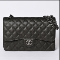 新品未使用 CHANEL シャネル デカマトラッセ30 Wフラップ Wチェーンショルダーバッグ A58600 24番台 ココマーク キャビアスキン 中古 4a001274